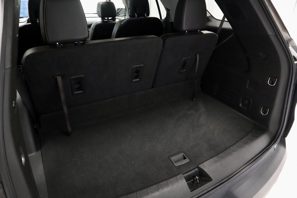 Used 2018 Chevrolet Traverse LT w/ LPO, Floor Liner Package image 16