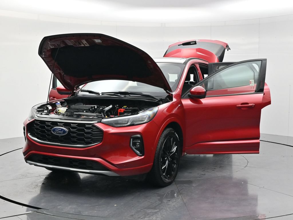 Used 2023 Ford Escape ST-Line Elite w/ Premium Technology Package AWD/4WD image 55