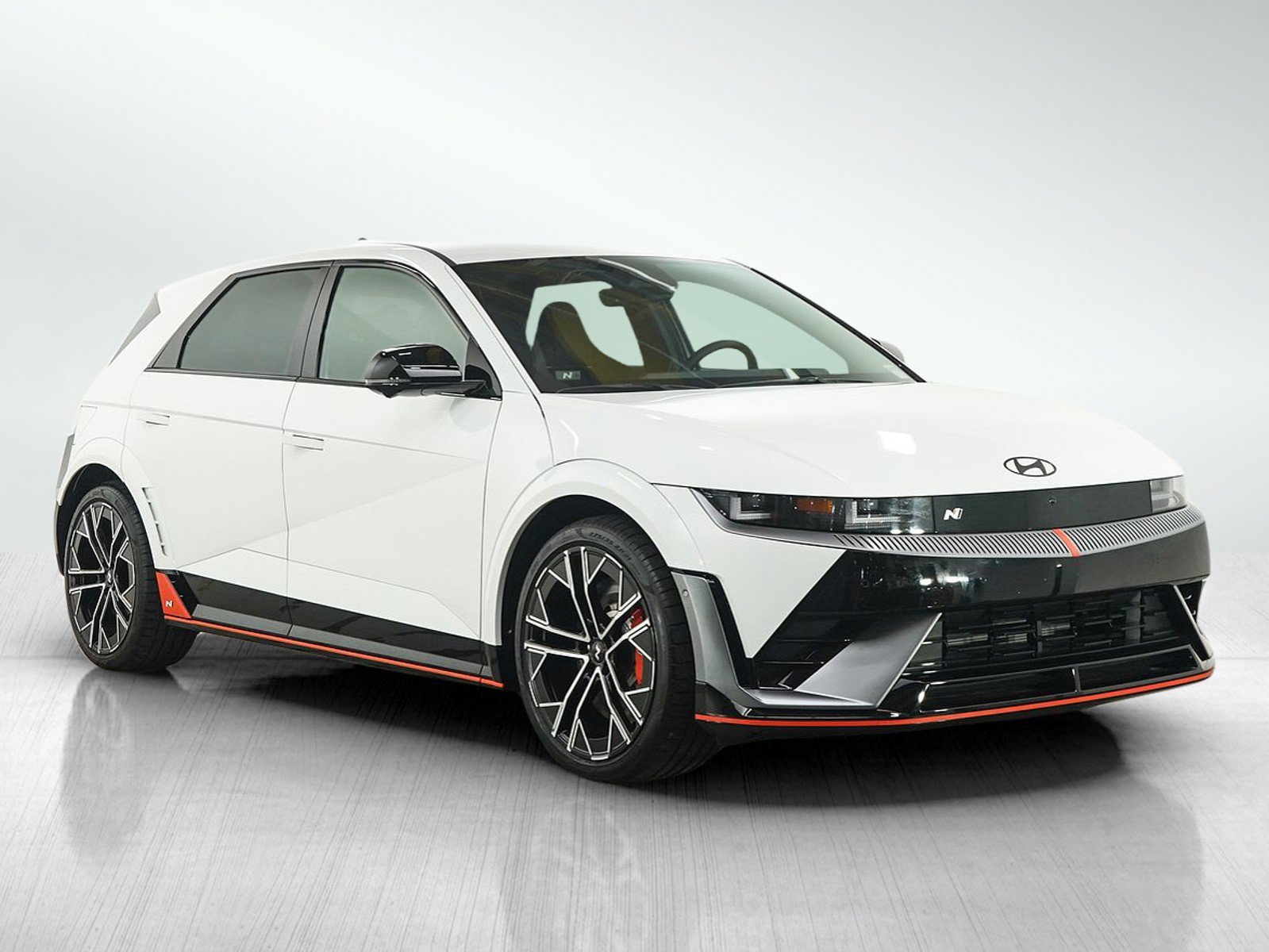 Certified 2025 Hyundai Ioniq 5 N AWD/4WD image 7
