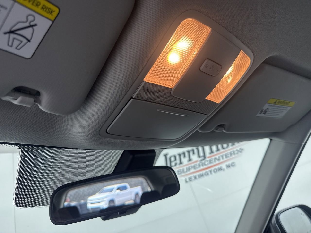 Used 2025 Kia Soul LX FWD image 19