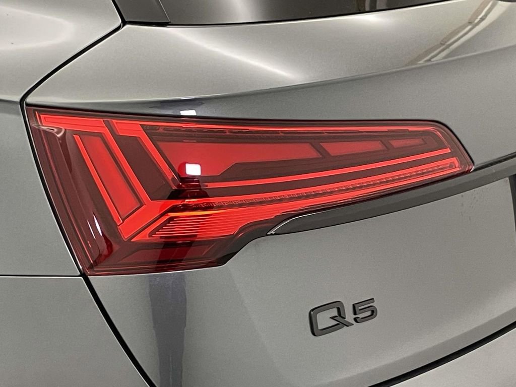 Certified 2025 Audi Q5 2.0T Premium Plus w/ Premium Plus Package image 16
