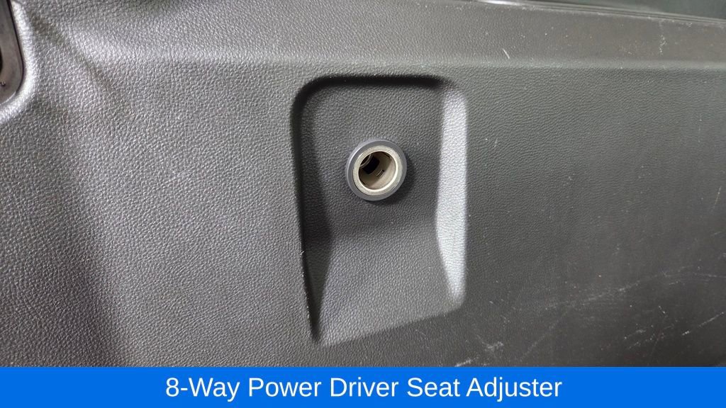 Used 2015 Chevrolet Equinox LT w/ Driver Convenience Package image 12