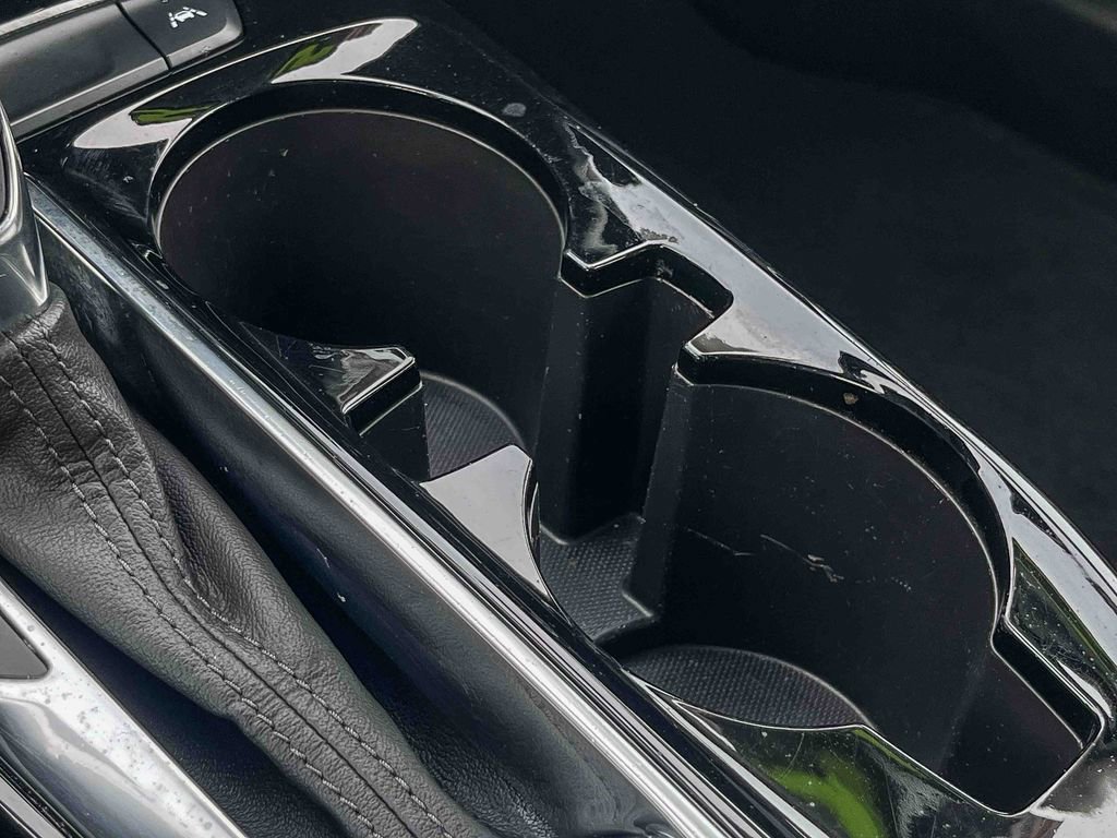 Certified 2025 Chevrolet Trax LT w/ LT Convenience Package image 29