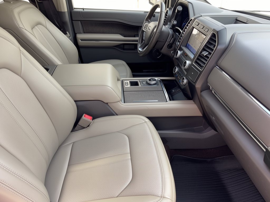 Used 2021 Ford Expedition Max Limited RWD image 30