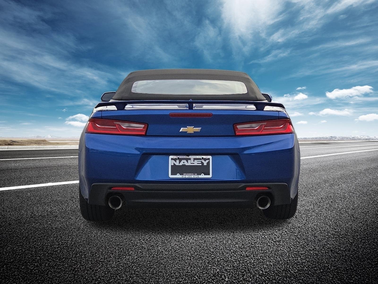 Used 2018 Chevrolet Camaro LT image 16