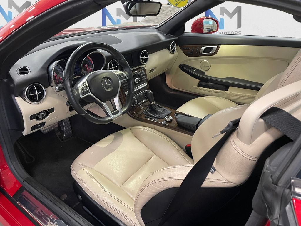 Used 2016 Mercedes-Benz SLK 350 image 10
