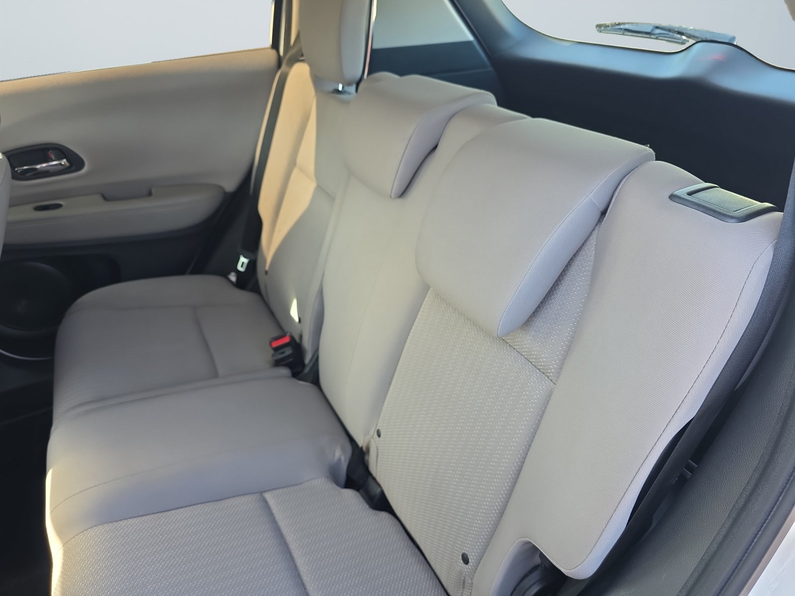 Used 2016 Honda HR-V LX image 14