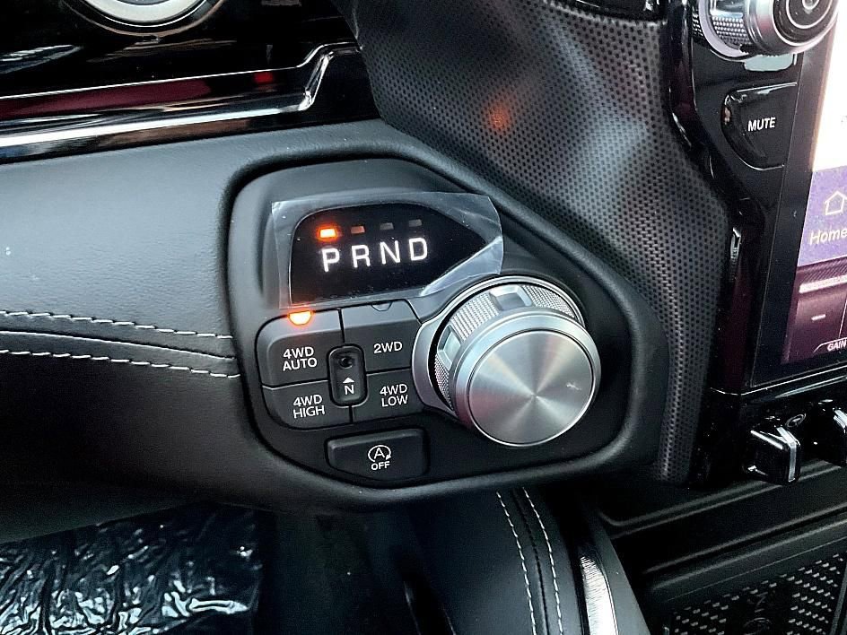 New 2026 RAM 1500 Limited image 18