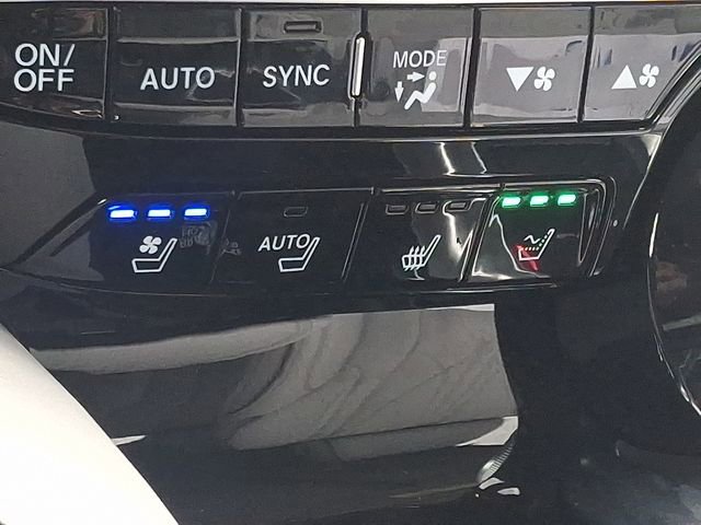 Certified 2026 Acura MDX w/ Advance Package AWD/4WD image 28