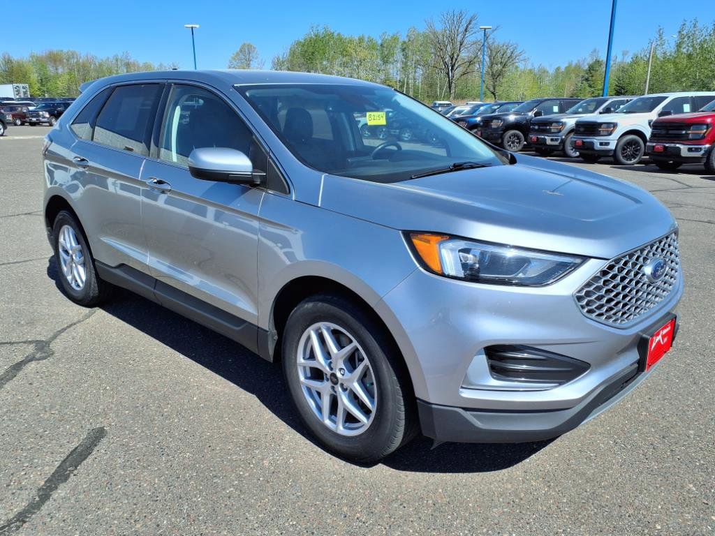 Certified 2023 Ford Edge SEL image 8