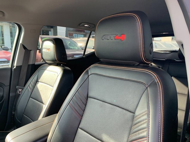 Used 2022 GMC Terrain AT4 image 16