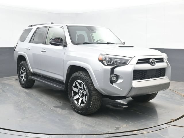 Used 2021 Toyota 4Runner TRD Off-Road AWD/4WD image 2