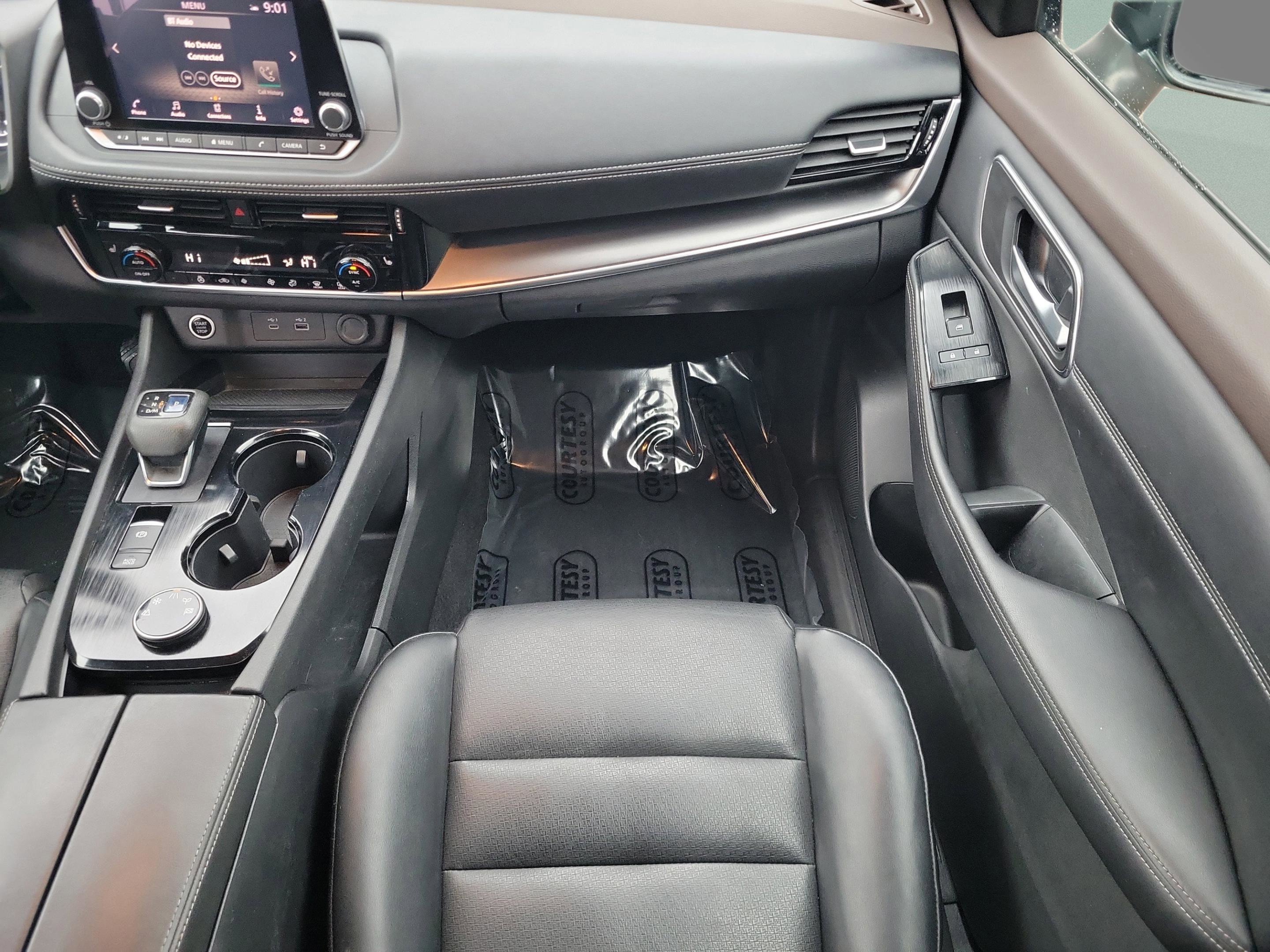 Certified 2021 Nissan Rogue SV w/ Premium Package image 20