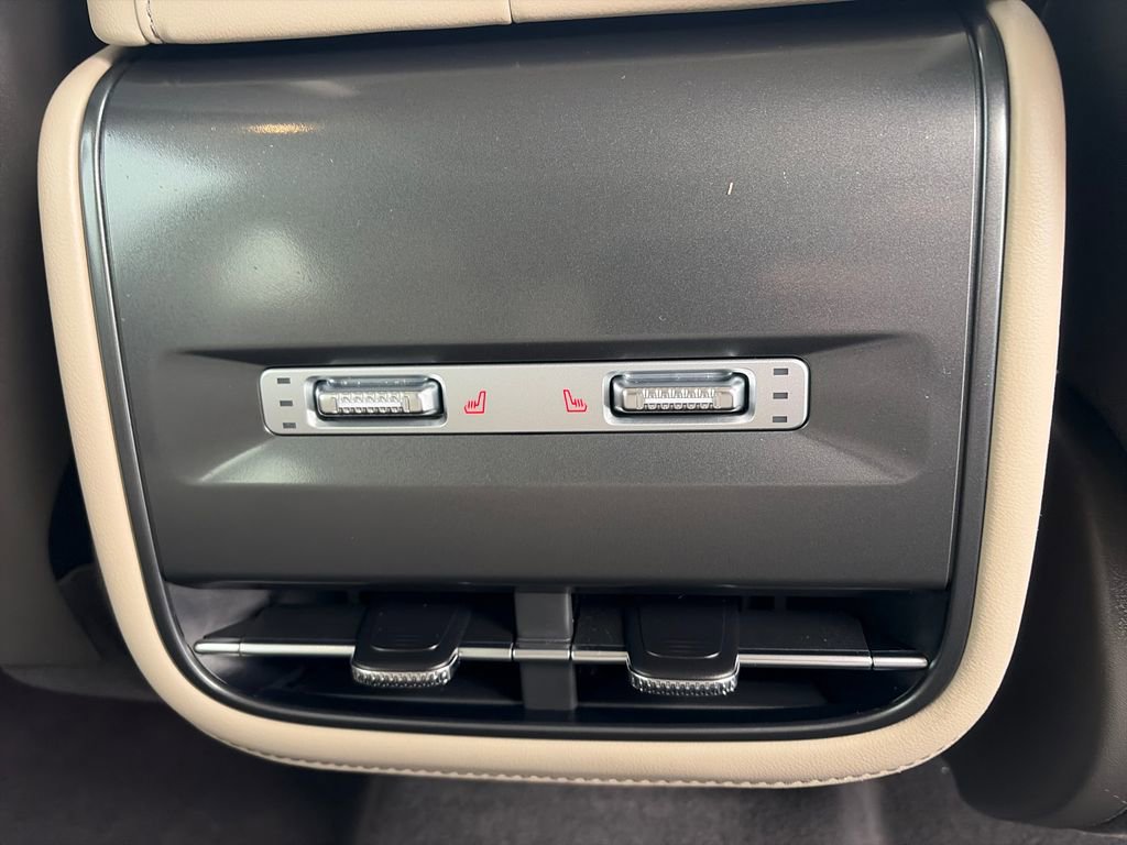 Used 2025 Lincoln Nautilus Premier w/ Equipment Group 102A image 36