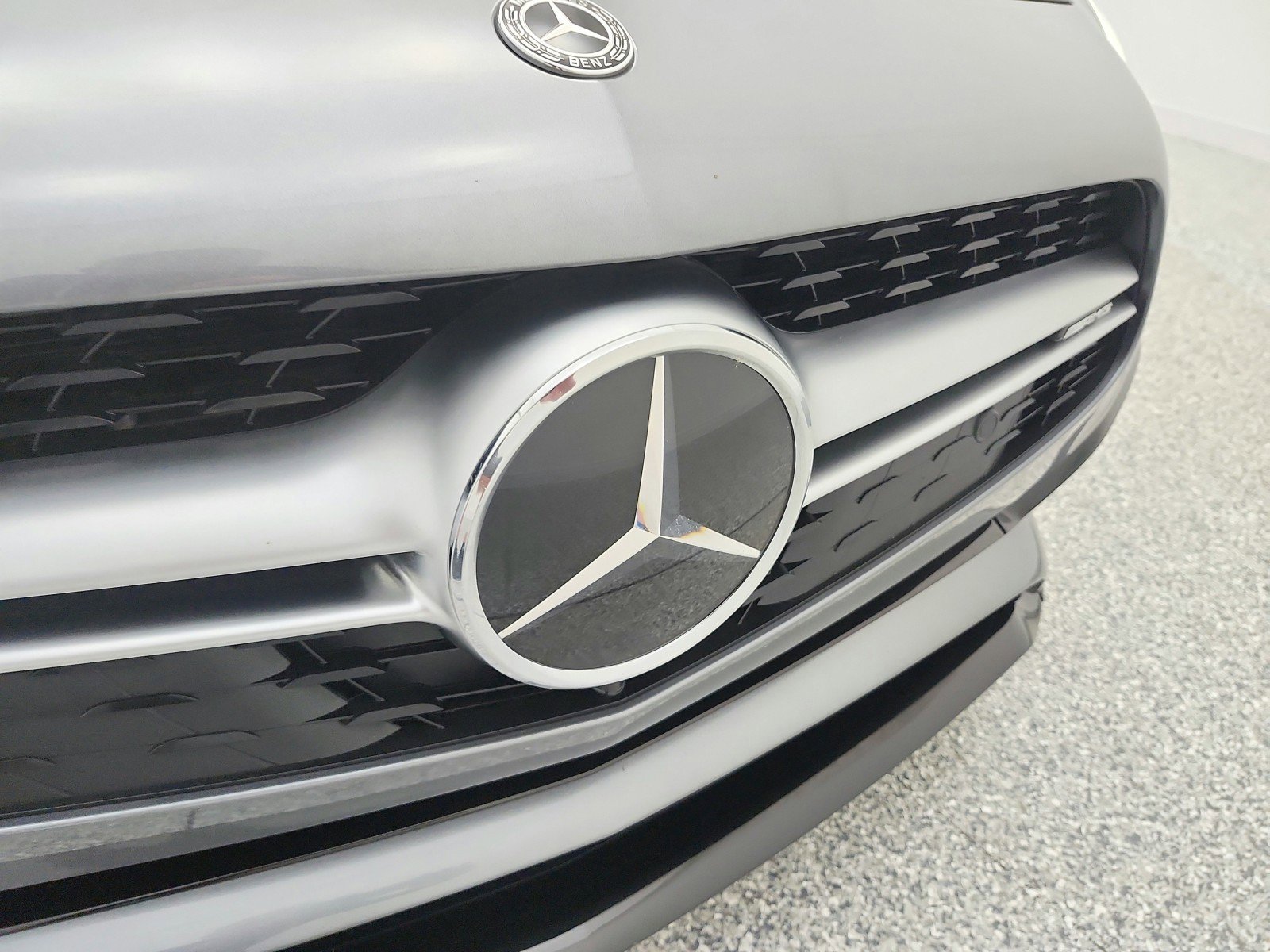 Used 2018 Mercedes-Benz SL 63 AMG image 12