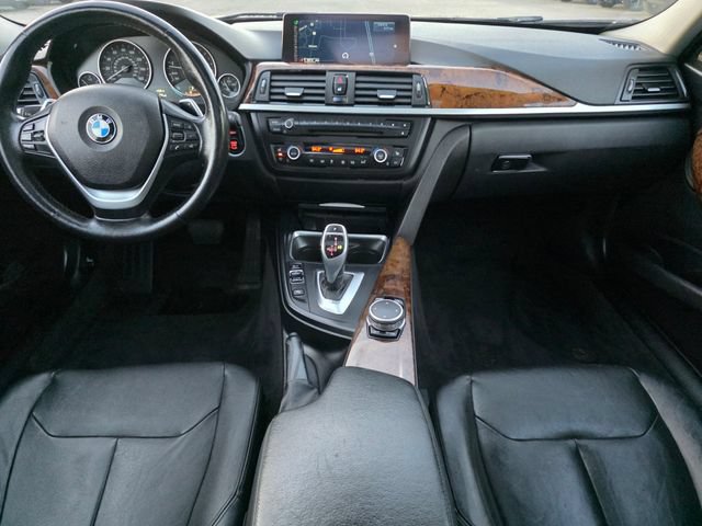 Used 2015 BMW 328i xDrive Wagon AWD/4WD image 25