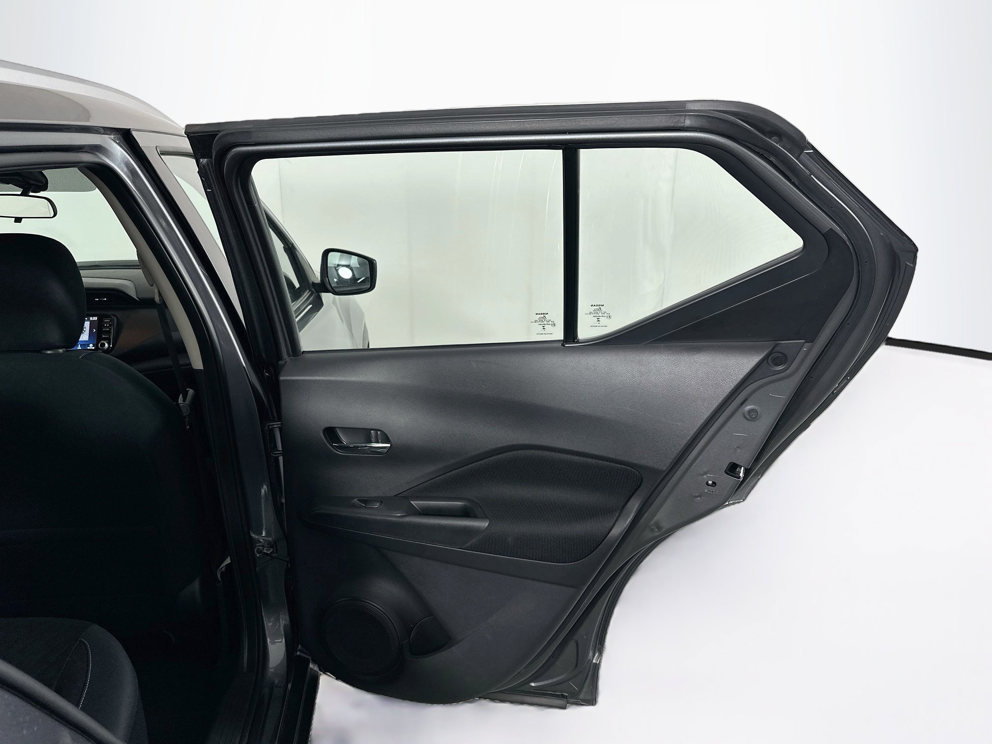 Used 2024 Nissan Kicks SV FWD image 31