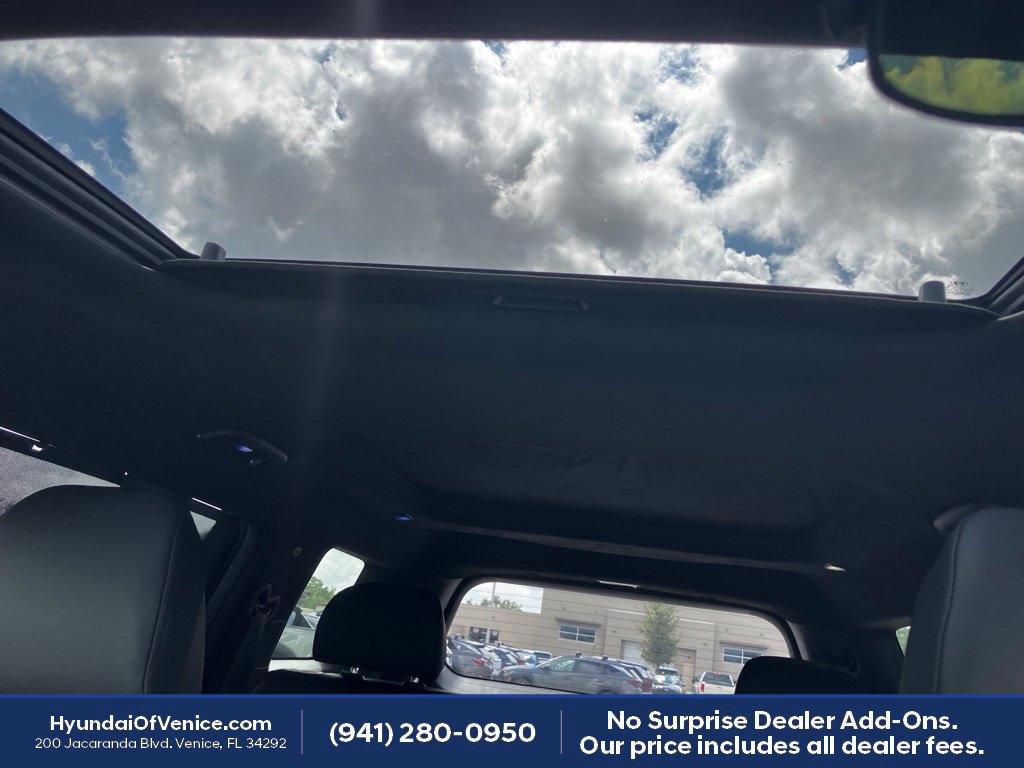 Certified 2024 Hyundai Santa Fe Calligraphy AWD/4WD image 4