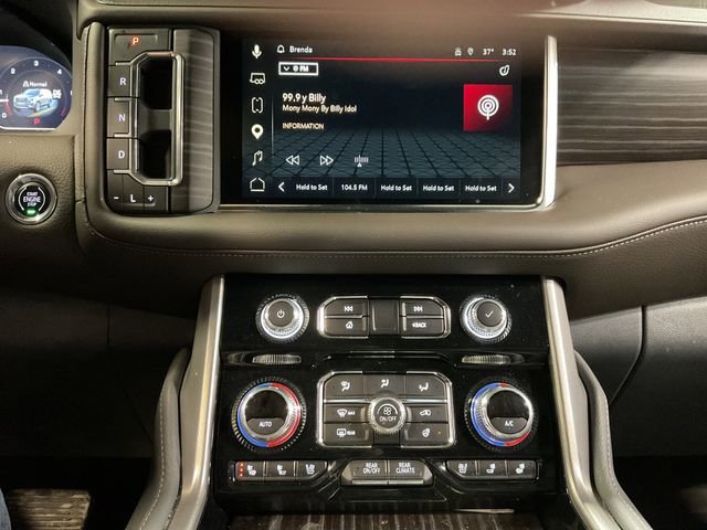 Used 2023 GMC Yukon XL Denali w/ Advanced Technology Package AWD/4WD image 5