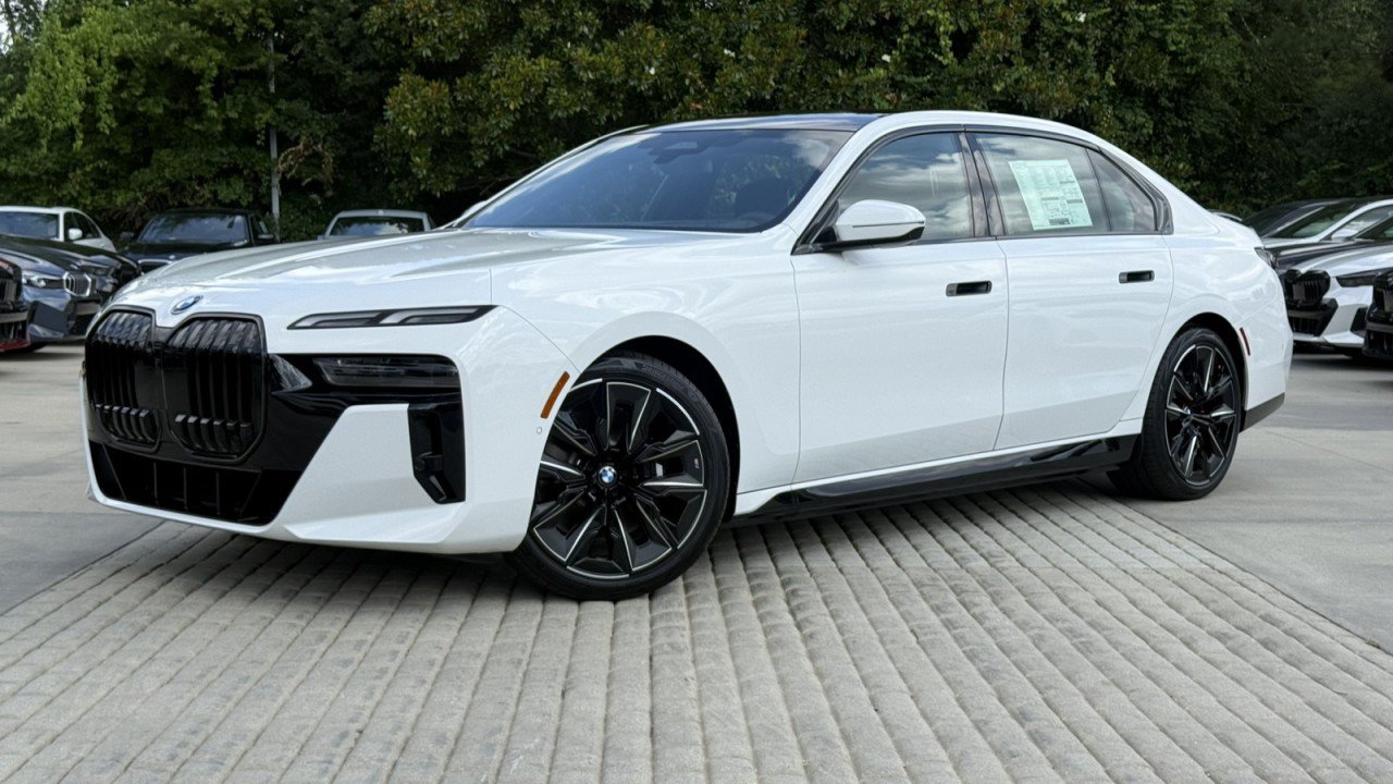 New 2026 BMW i7 eDrive50 w/ M Sport Package RWD image 1