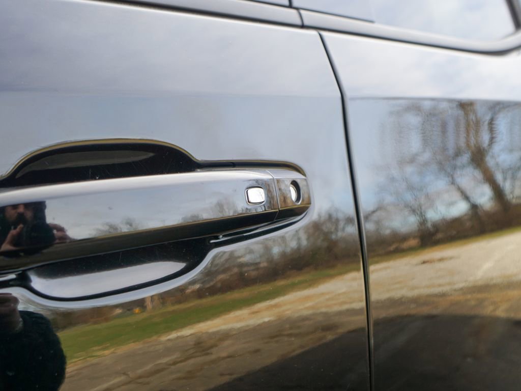 Used 2019 GMC Sierra 1500 Elevation w/ Elevation Value Package image 11