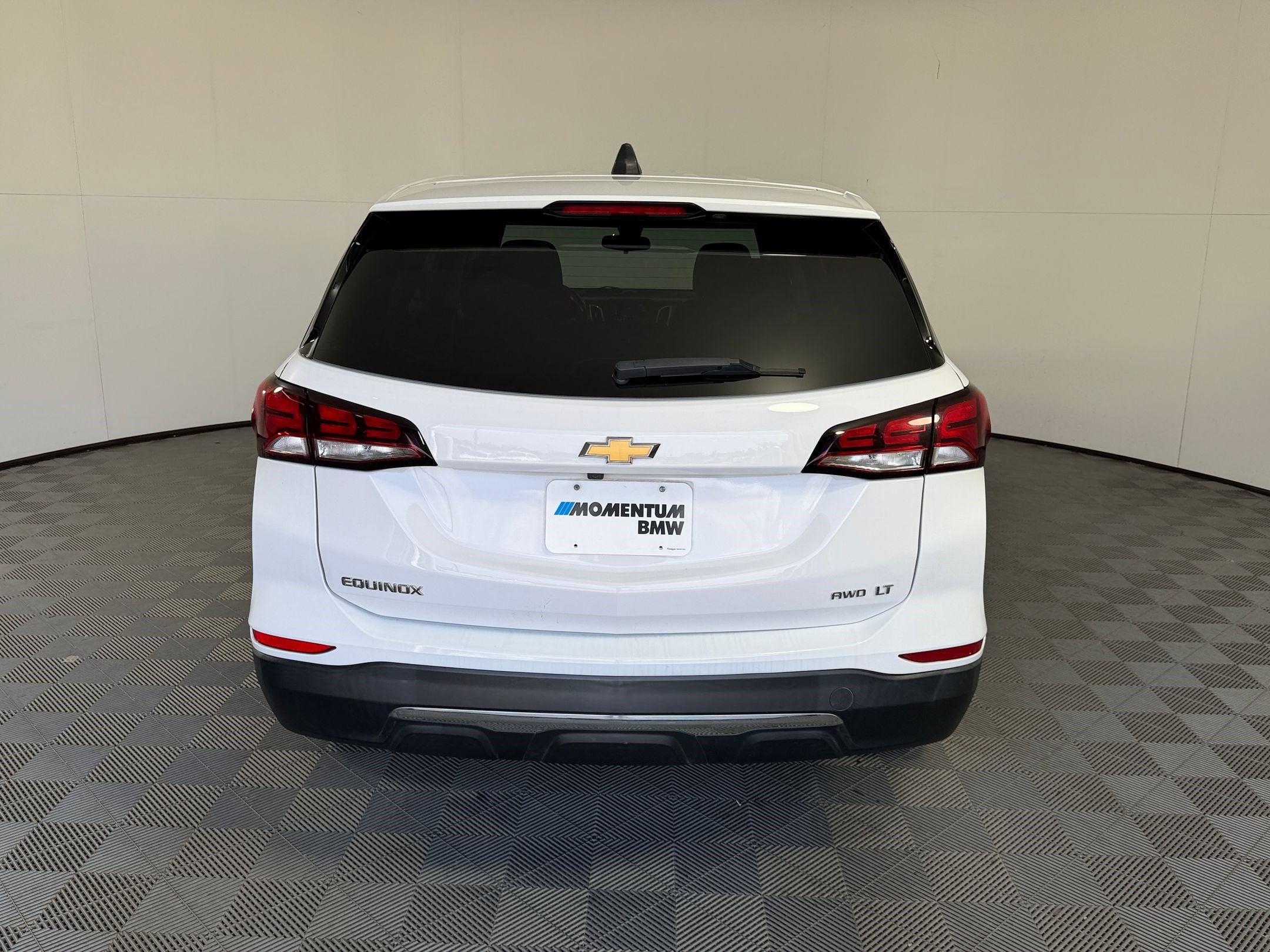 Used 2022 Chevrolet Equinox LT AWD/4WD image 10