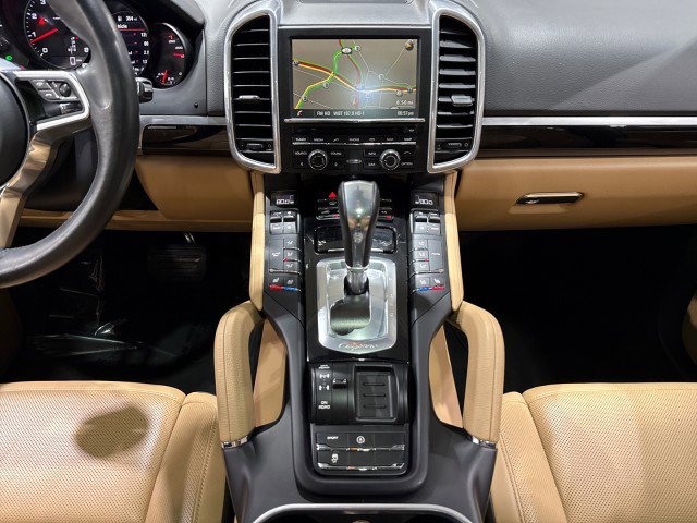 Used 2016 Porsche Cayenne image 75