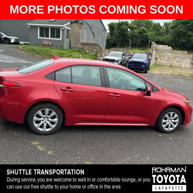 Used 2021 Toyota Corolla LE w/ Carpet Mat Package (TMS) FWD image 6