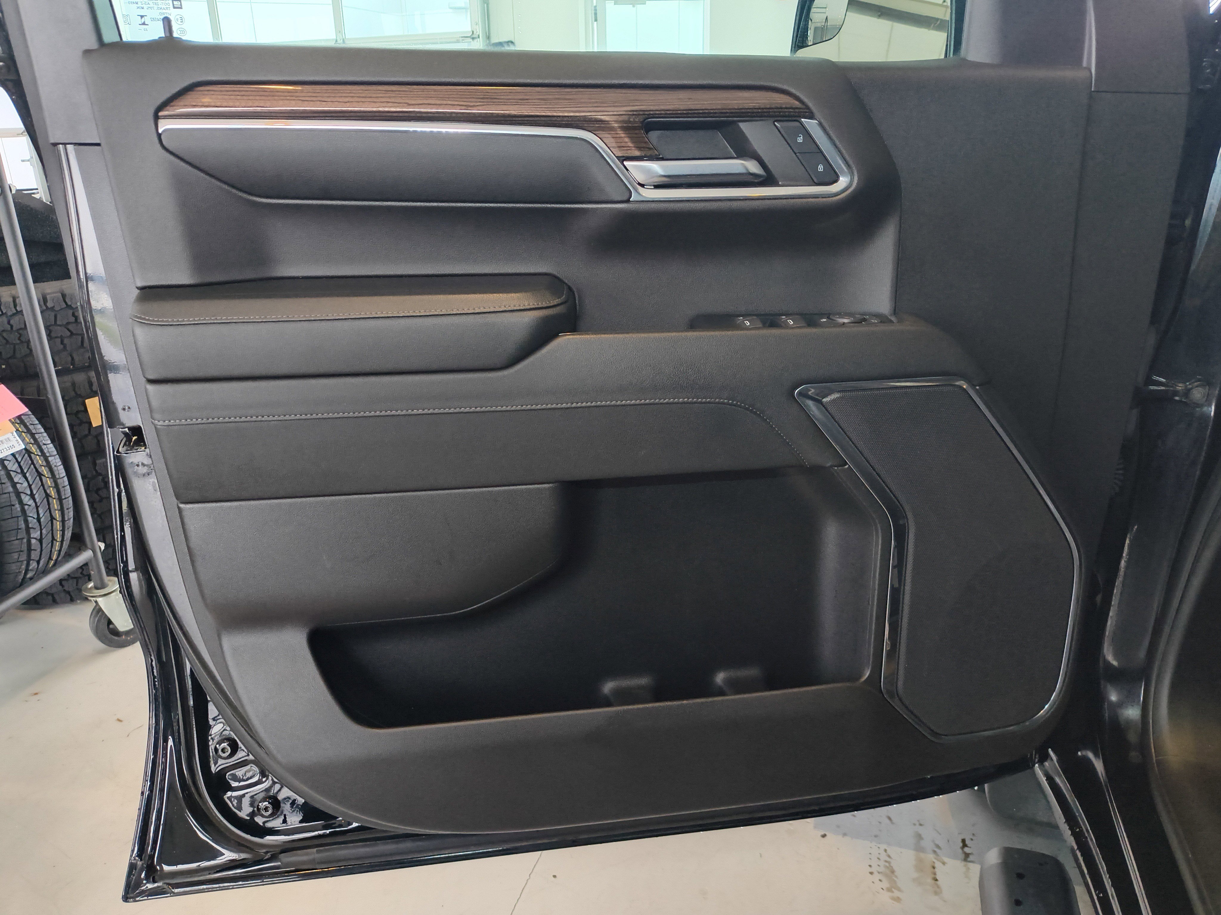 Used 2024 Chevrolet Silverado 1500 RST image 19