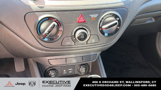 Used 2022 Hyundai Accent SE FWD image 16