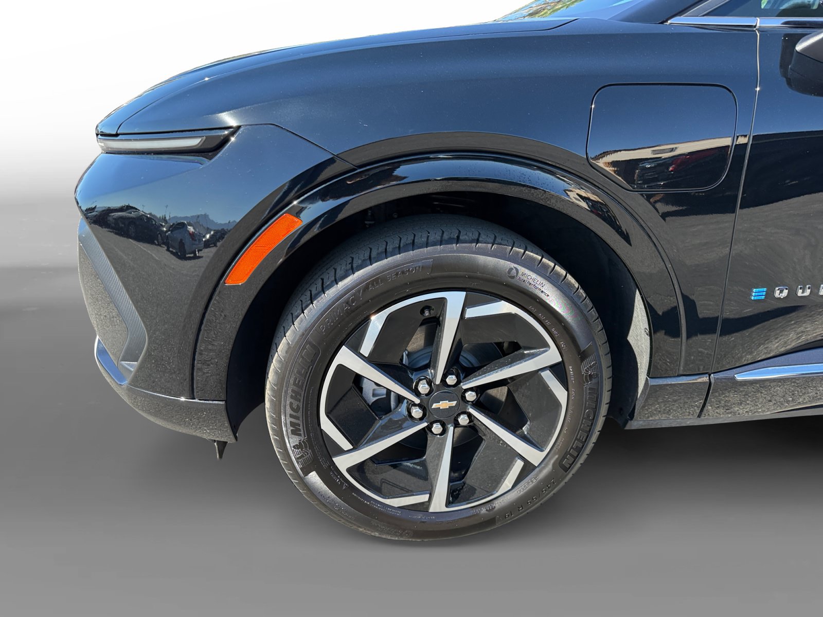 Used 2024 Chevrolet Equinox EV LT AWD/4WD image 9