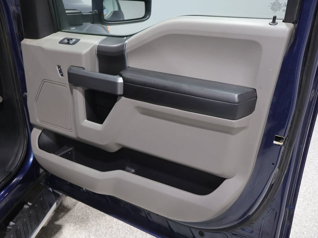 Used 2019 Ford F150 XLT w/ Equipment Group 302A Luxury AWD/4WD image 23