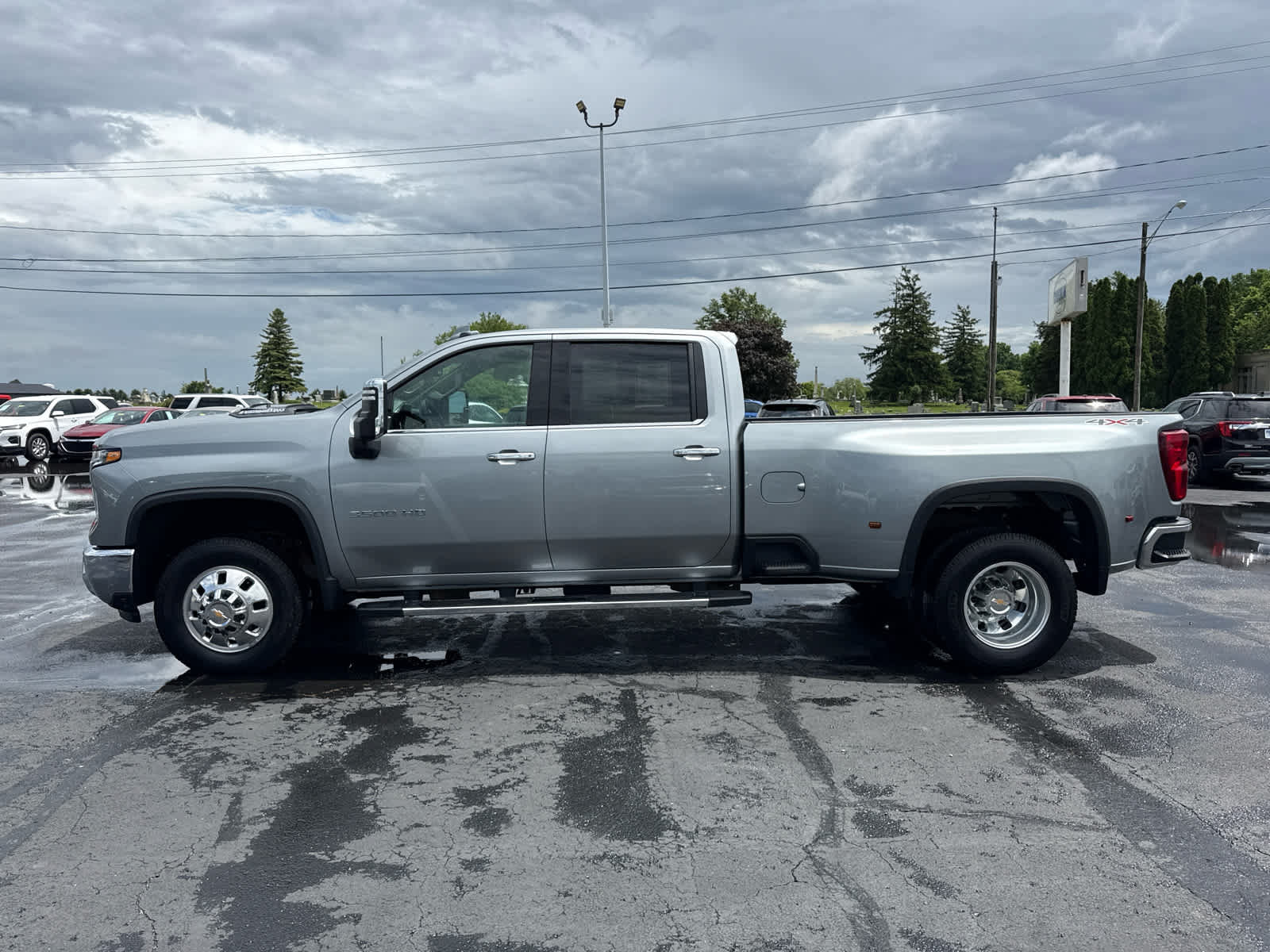 Certified 2024 Chevrolet Silverado 3500 LTZ w/ LTZ Convenience Package AWD/4WD image 2