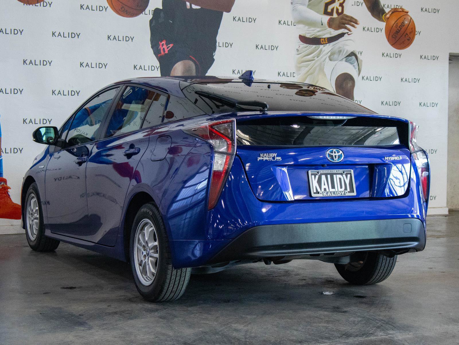 Used 2016 Toyota Prius Two image 21