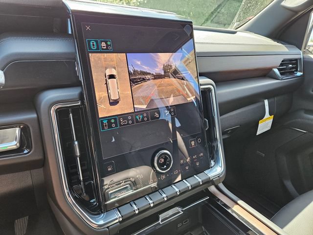 New 2026 GMC Yukon XL Denali w/ Advanced Technology Package AWD/4WD image 36