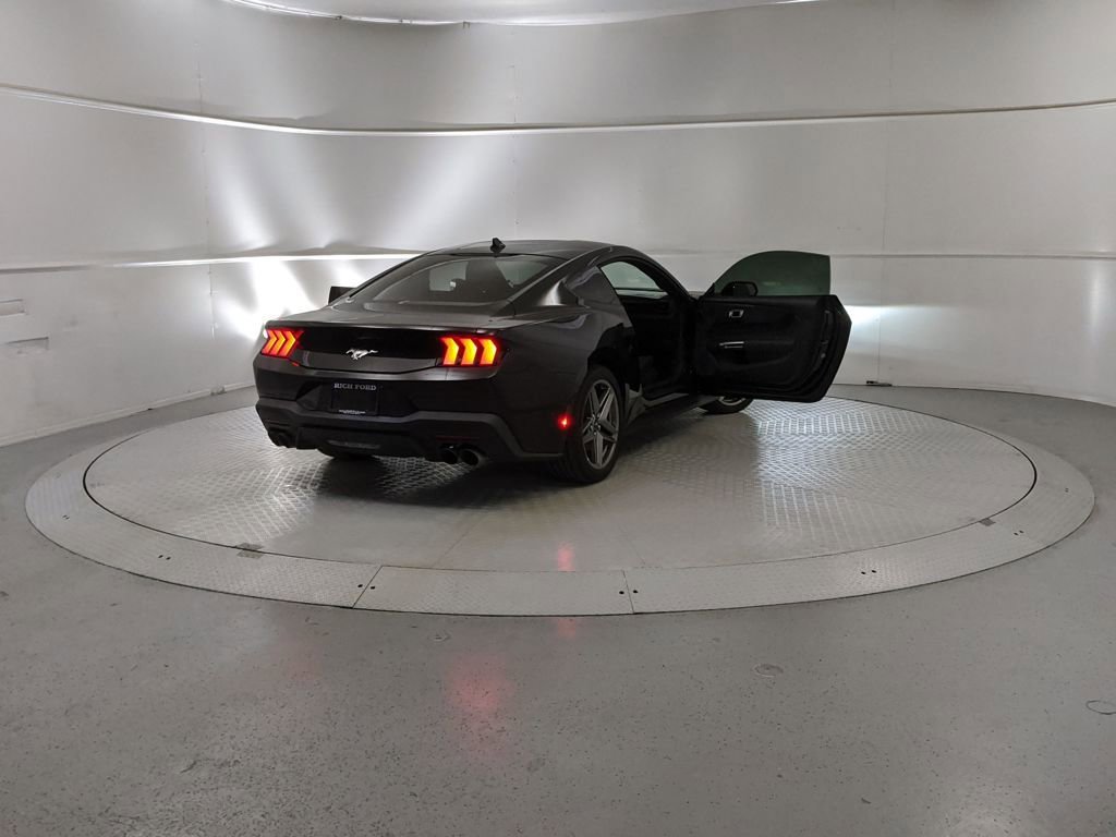 New 2025 Ford Mustang Coupe image 9