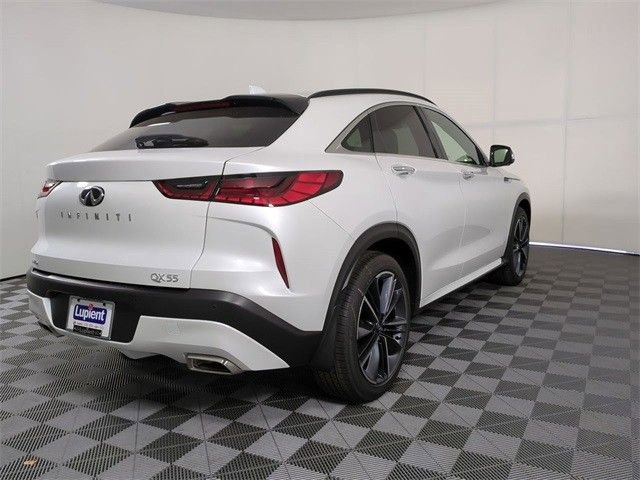 Certified 2025 INFINITI QX55 Essential image 4