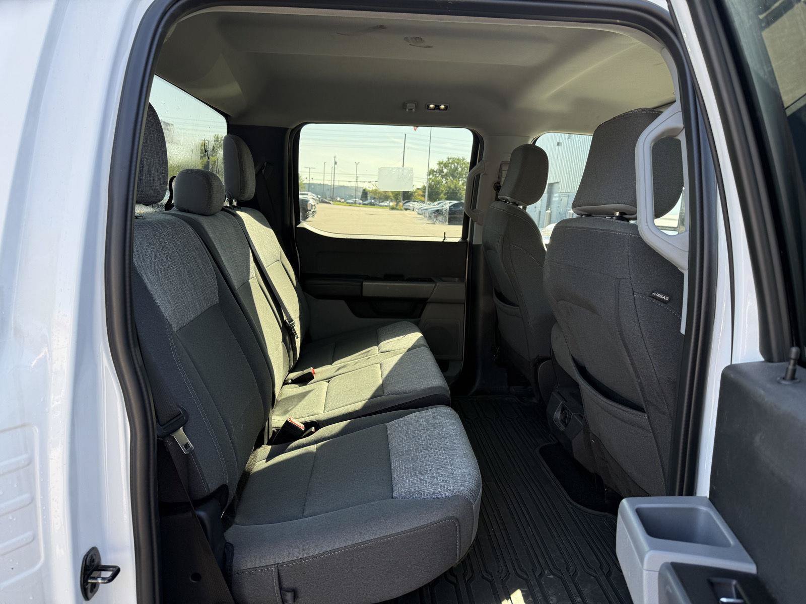 Used 2023 Ford F250 XLT w/ FX4 Off-Road Package AWD/4WD image 11