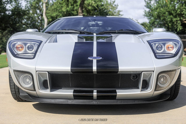 Used 2005 Ford GT RWD image 54