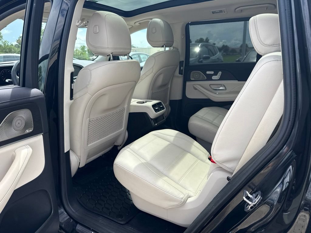 Used 2024 Mercedes-Benz GLS 580 4MATIC image 22