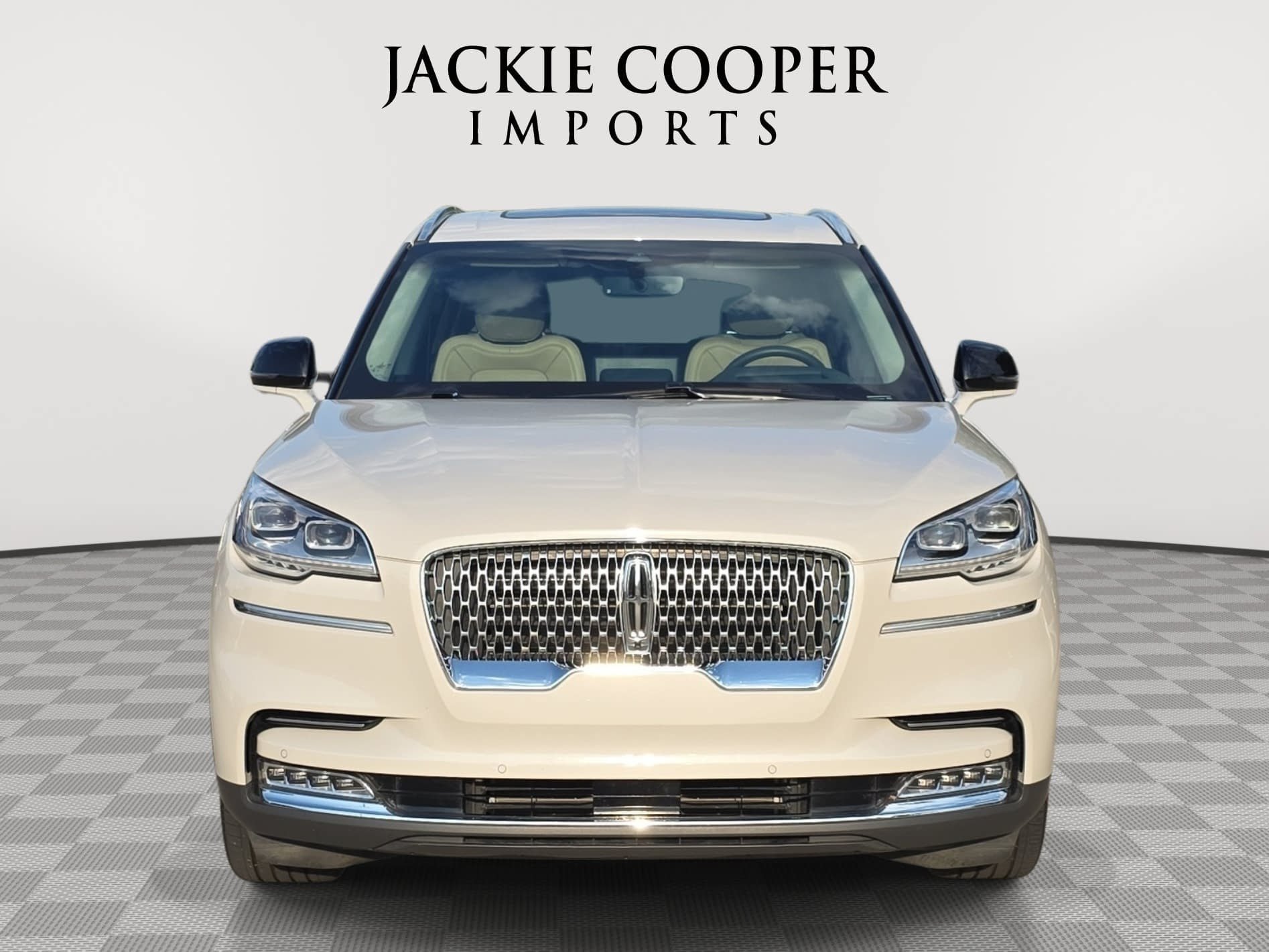 Used 2023 Lincoln Aviator Reserve w/ Equipment Group 201A AWD/4WD image 2