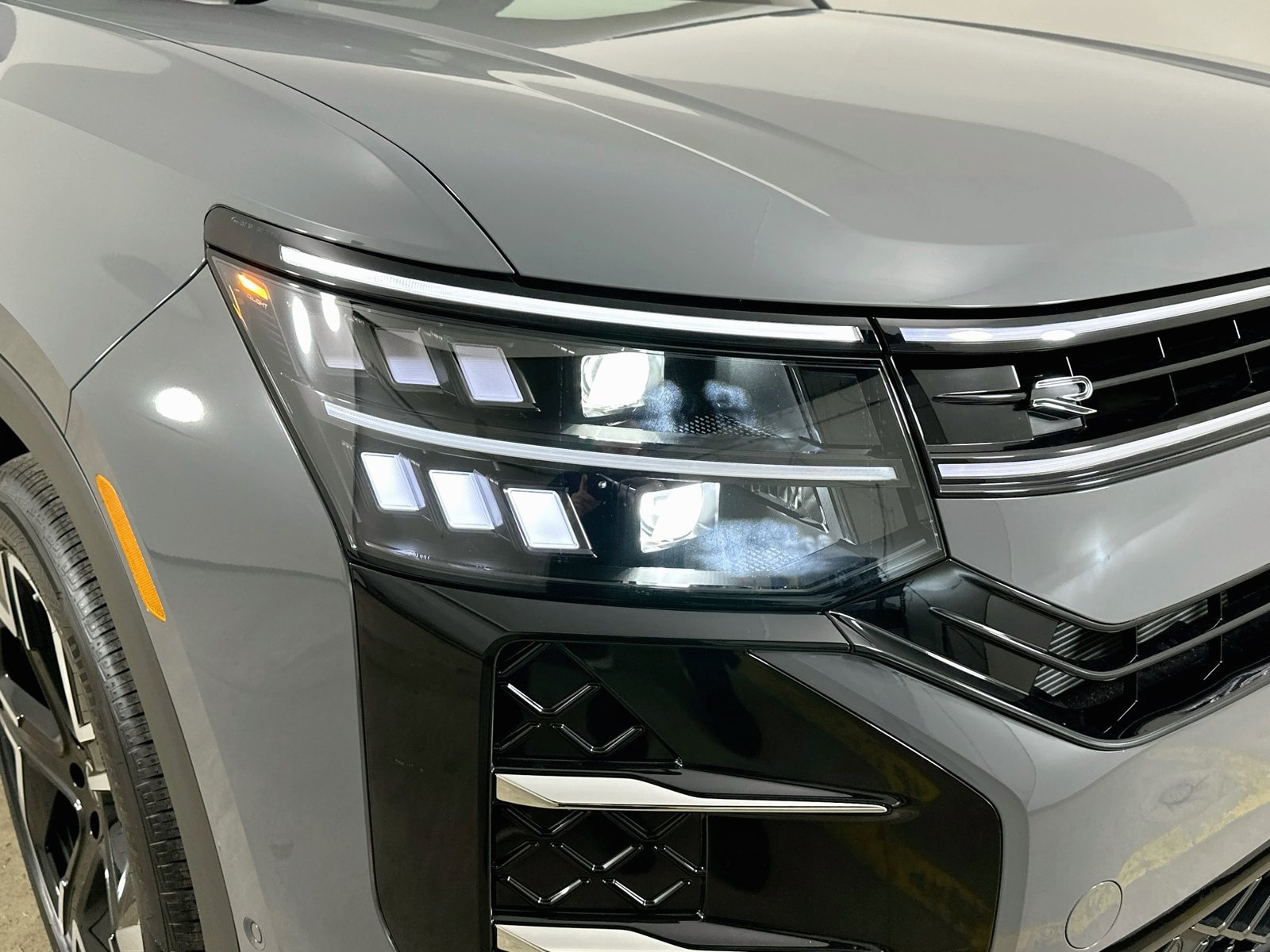 New 2027 Volkswagen Atlas SEL Premium R-Line AWD/4WD image 10