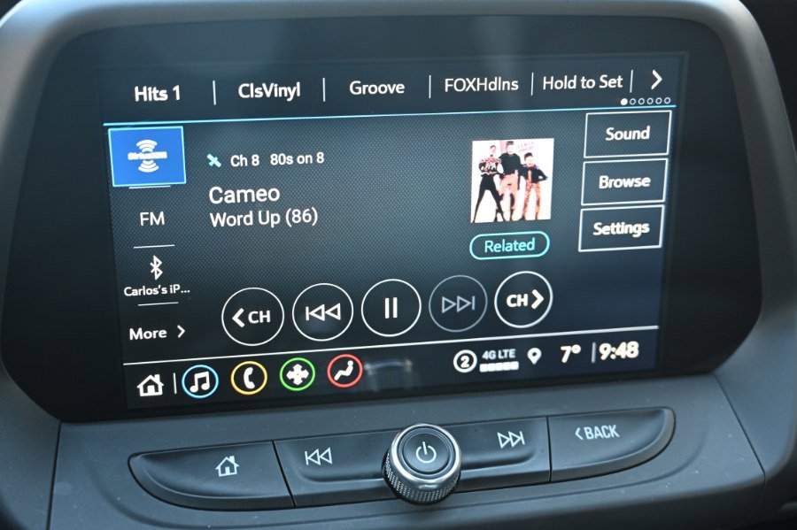 Used 2022 Chevrolet Camaro LT w/ Technology Package image 21