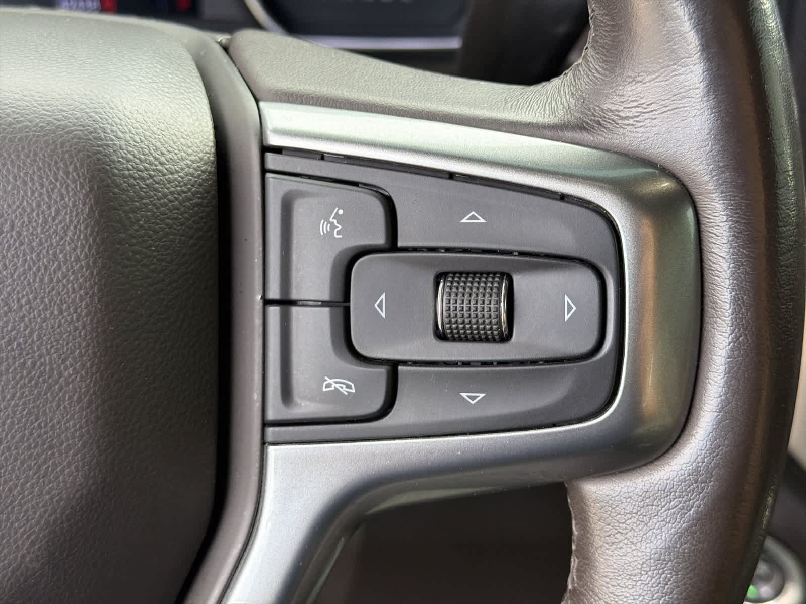 Used 2021 Chevrolet Silverado 1500 LTZ RWD image 11