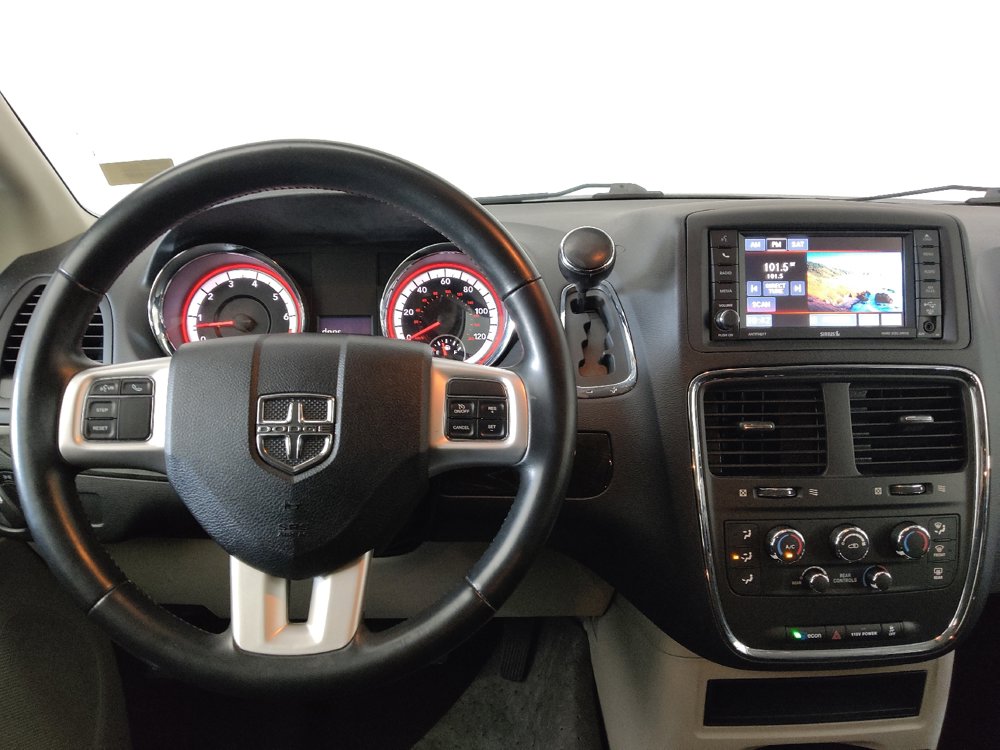 Used 2017 Dodge Grand Caravan SE w/ Power Window Group FWD image 22