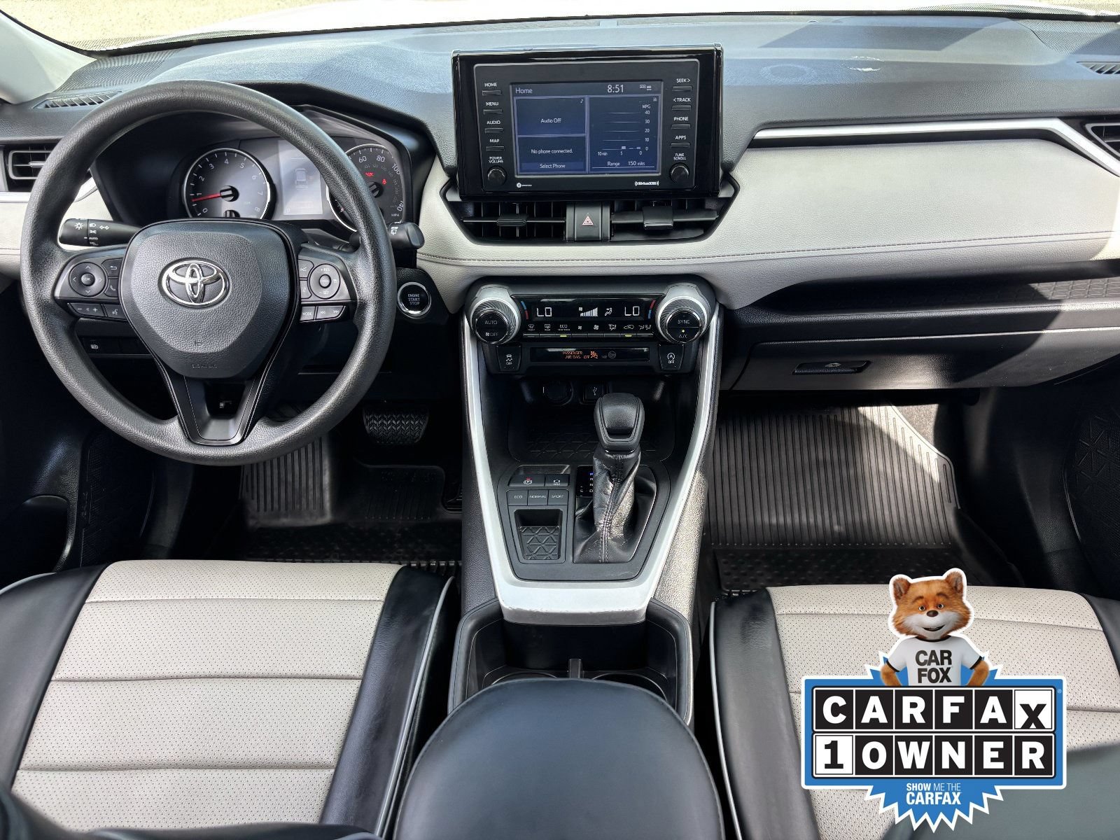 Used 2022 Toyota RAV4 XLE w/ Convenience Package FWD image 16
