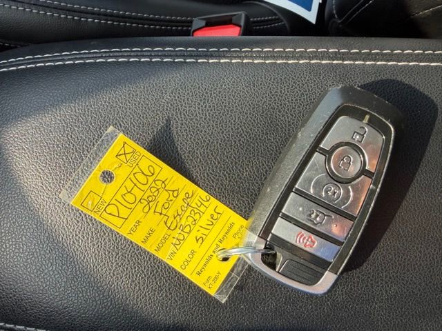 Used 2022 Ford Escape SEL image 44