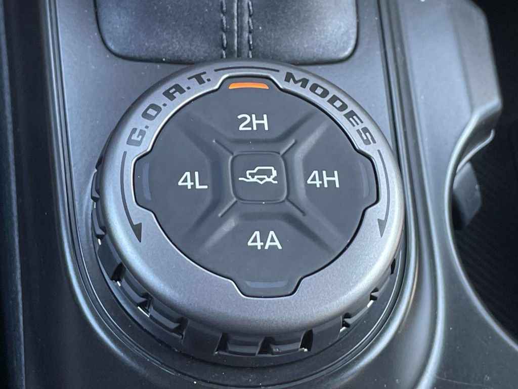 Used 2024 Ford Bronco Wildtrak AWD/4WD image 37