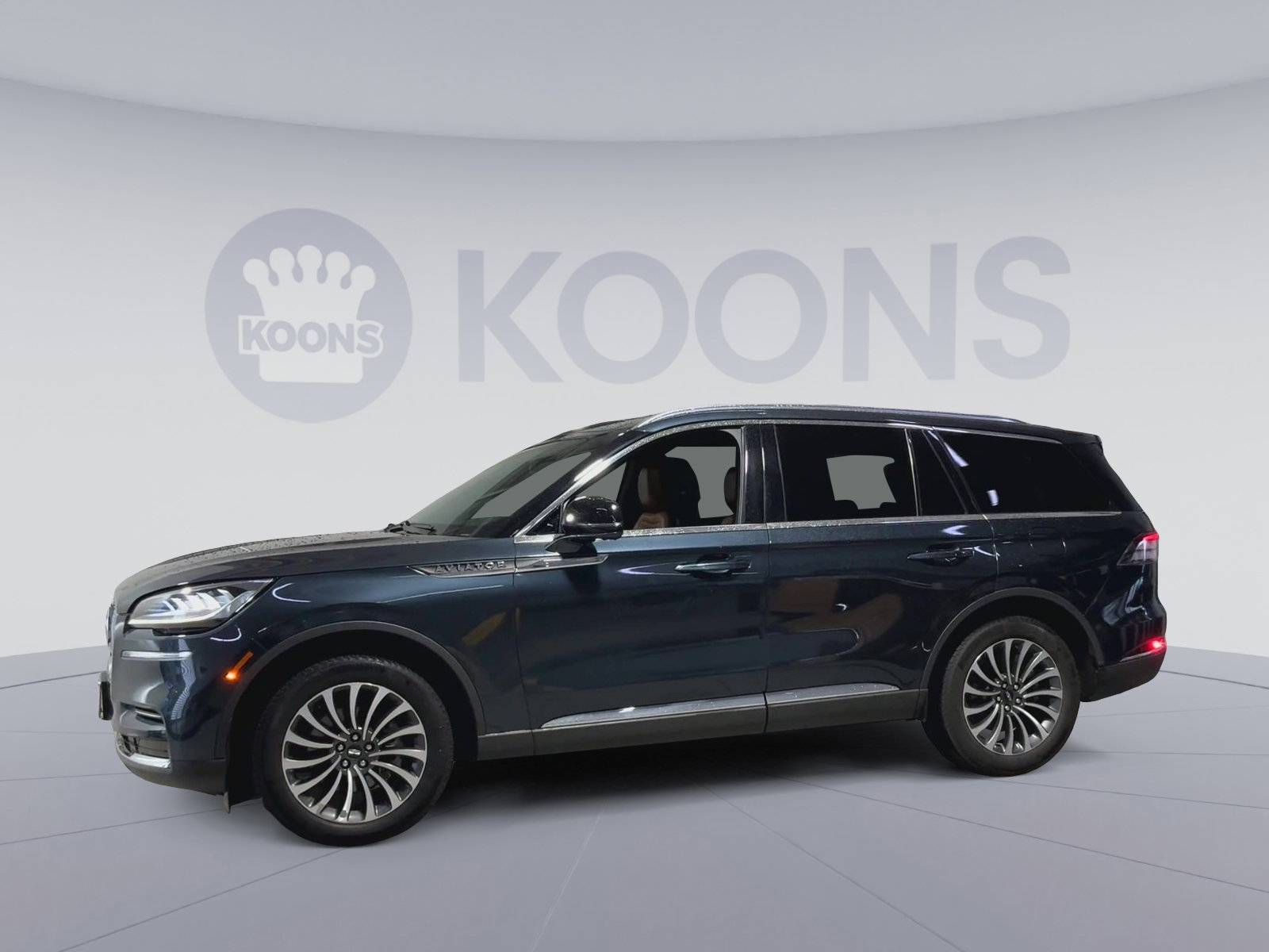 Used 2023 Lincoln Aviator Reserve w/ Elements Package Plus image 7
