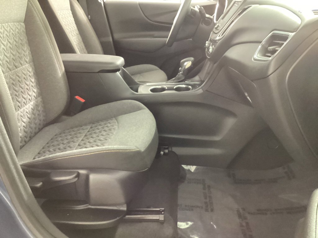 Used 2024 Chevrolet Equinox LT FWD image 24